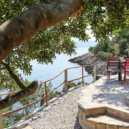 Robinson House Jogo 게스트하우스 *