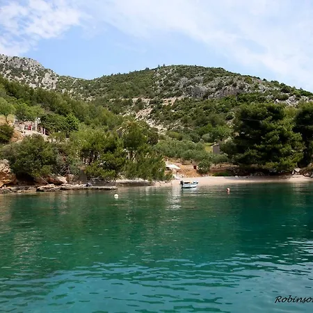 Robinson House Jogo Casa de hóspedes *