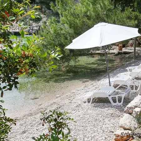 Casa de hóspedes Robinson House Jogo