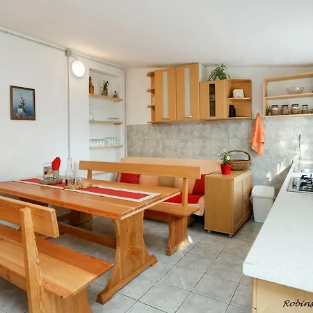 Robinson House Jogo *